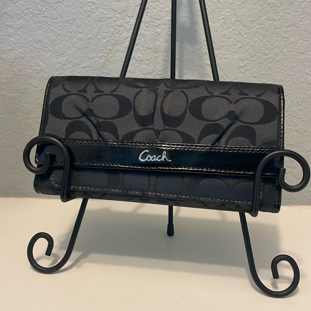 Coach wallet, black
